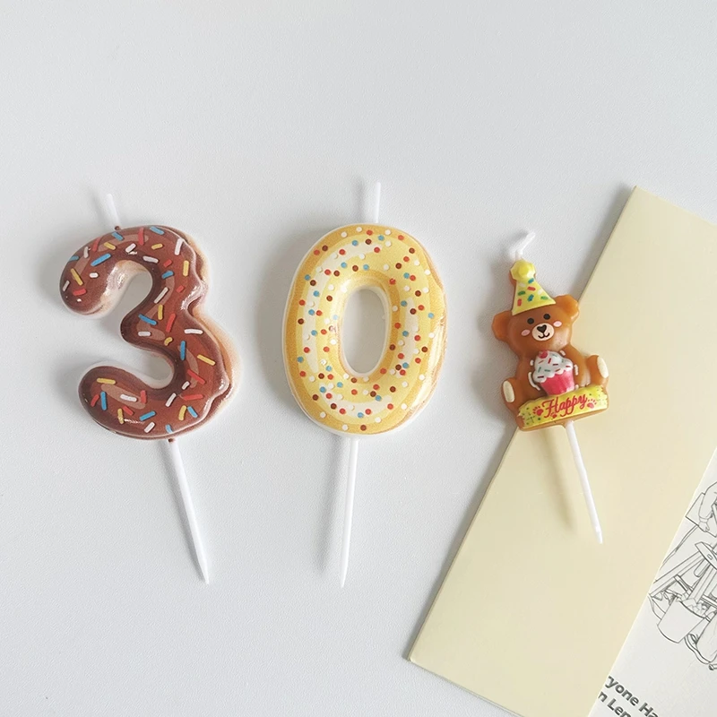 Bougie numéro Donut douce 0-9, - Zebra Candle Supplies avis et prix
